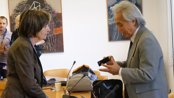L�incontro con H.E. Leon Kaulahao Siu, Ministro degli Affari Esteri del Regno delle Hawaii, con cui si � attivata una collaborazione in difesa dei Nativi Hawaiiani