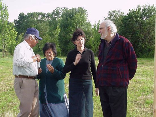 Ola Cassadore e Mike Davis della Apache Survival Coalition, Arizona